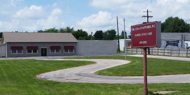 Front of building_2822190